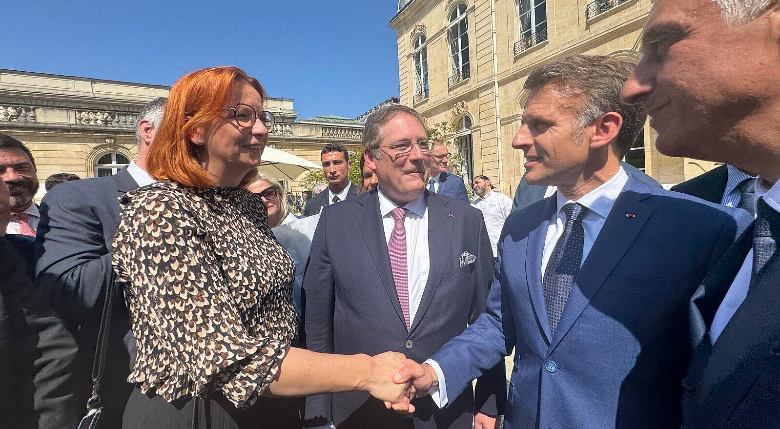 Frau Steinmeyer trifft Herrn Macron in Paris